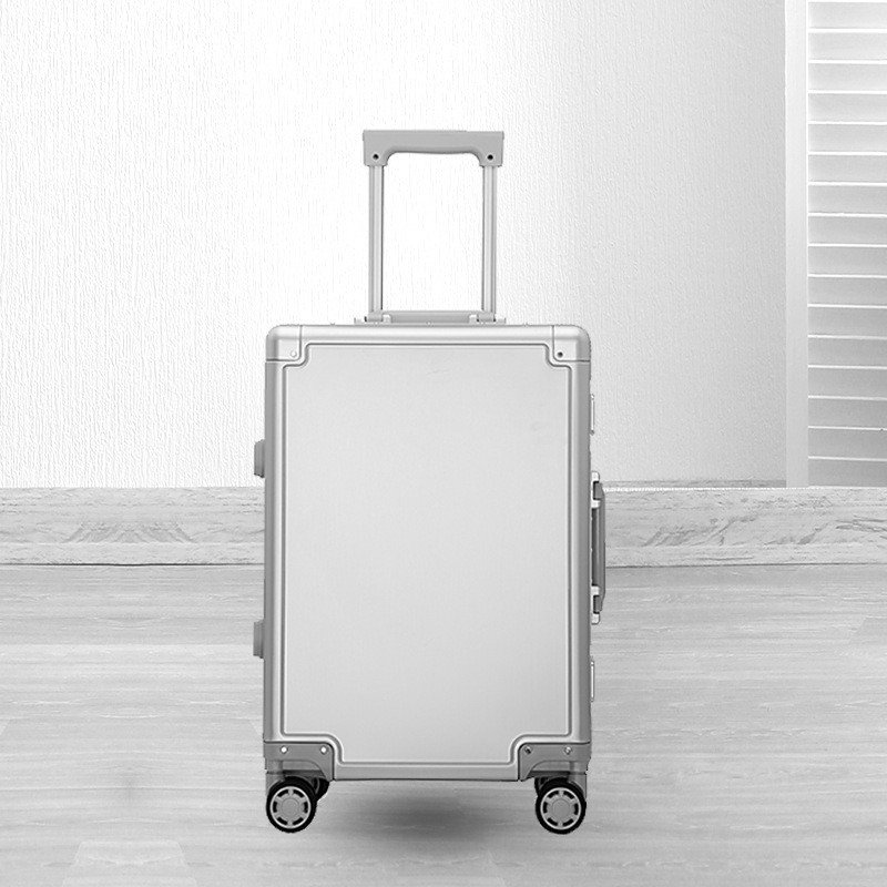 C32140 Large capacity sturdy suitcase