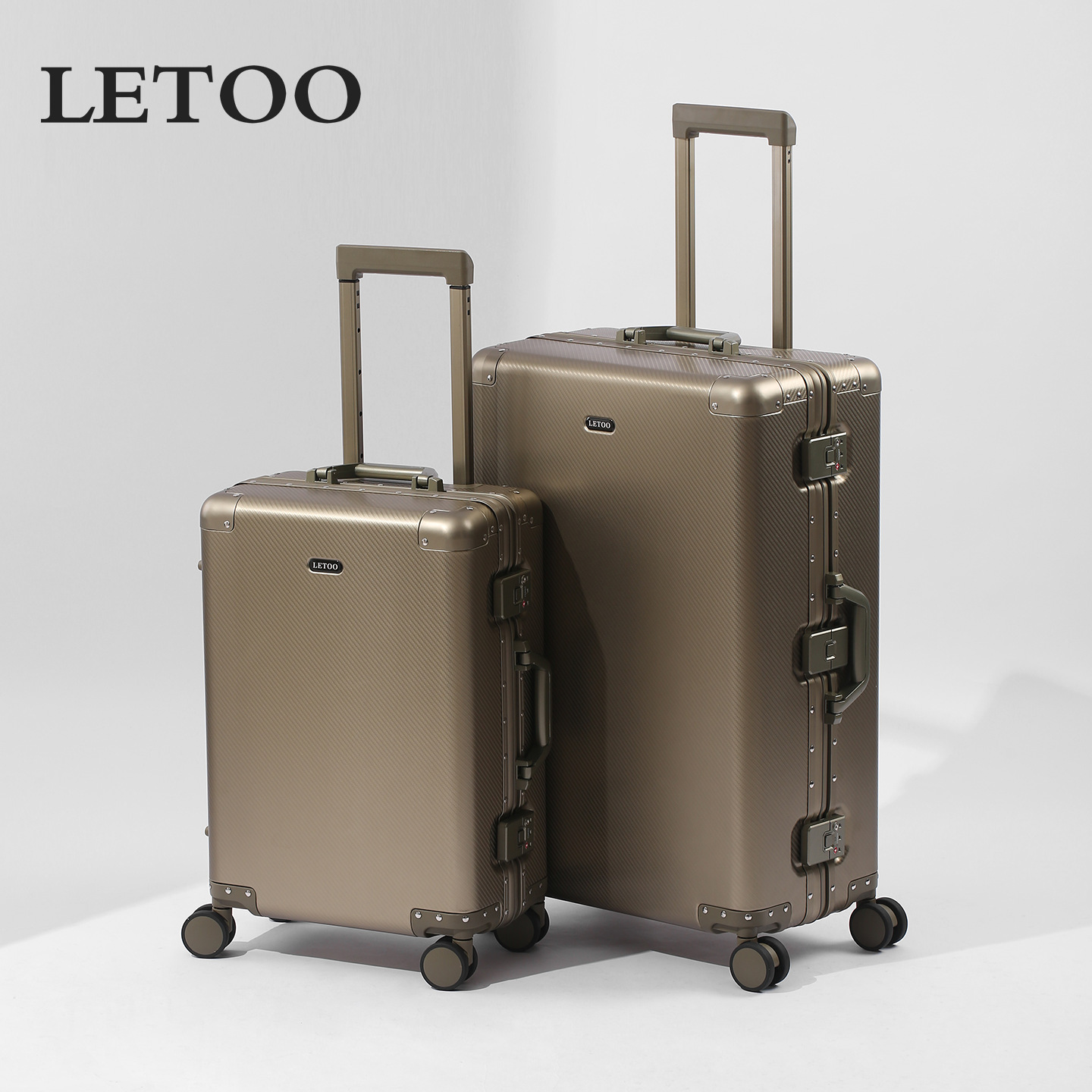 C43287   High-value, trendy, lightweight women’s suitcase